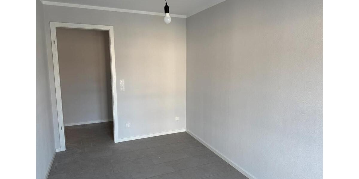 Etagenwohnung Kürten - 3 Zimmer, 92 m&sup2;, 900&euro; | Angebot:24731081