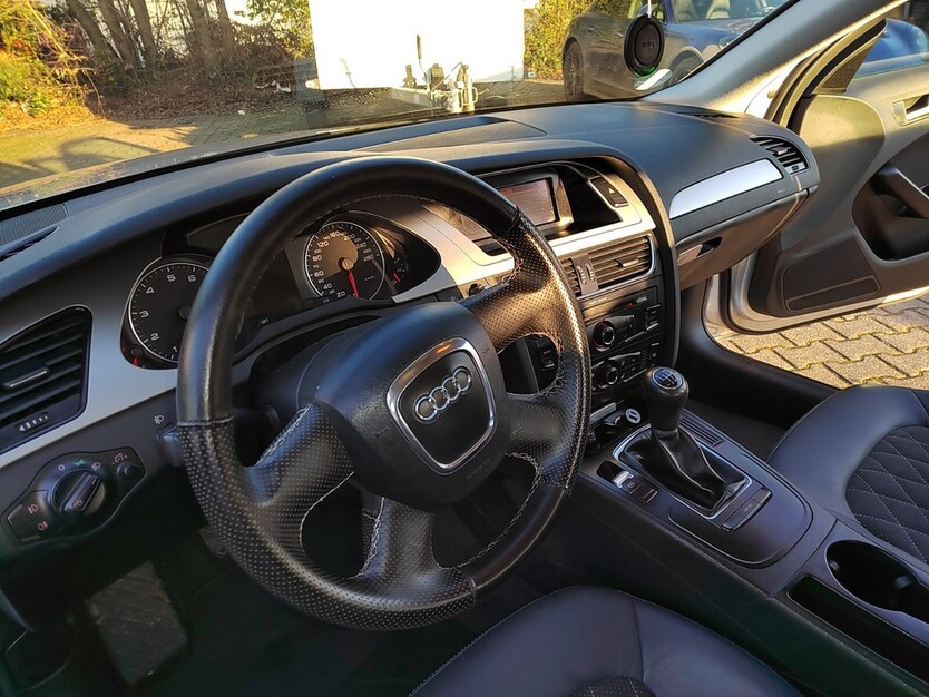 Audi A4 Avant 203.800 km 8.000 € Neuss 41460