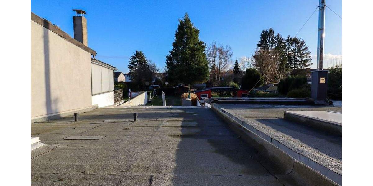 Reihenmittelhaus mit Wohlfühlgarten - familienfreundliches Wohnen mit Geschichte 5 zimmer