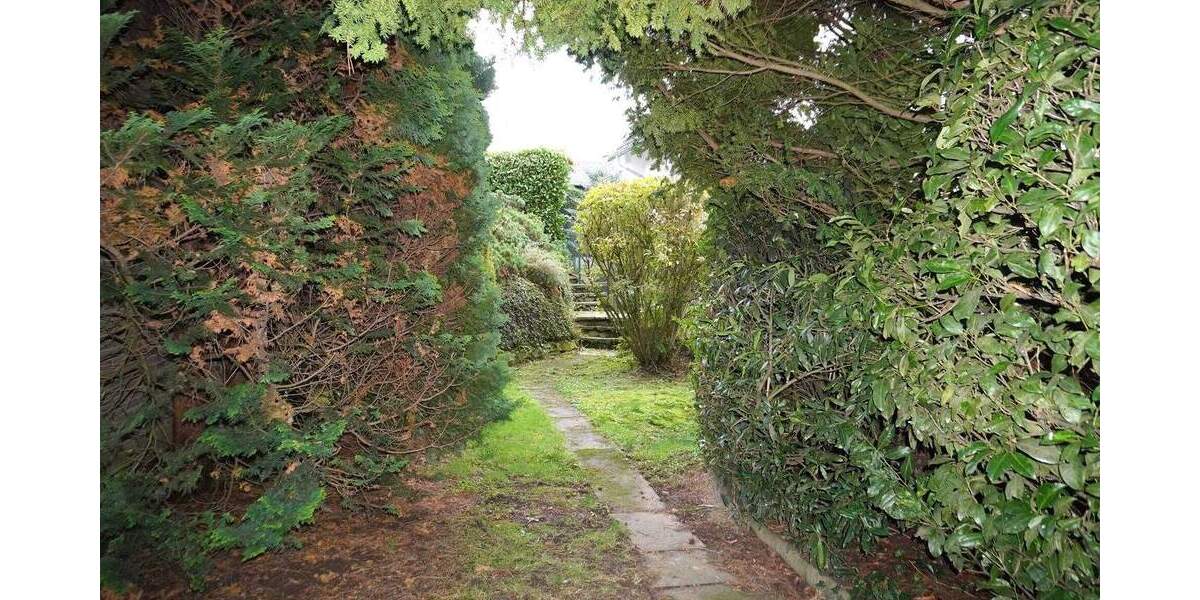 Wohngenuss pur - Familienidyll mit Garten und Platz zum Leben in LEV -Lützenkirchen! 5 zimmer