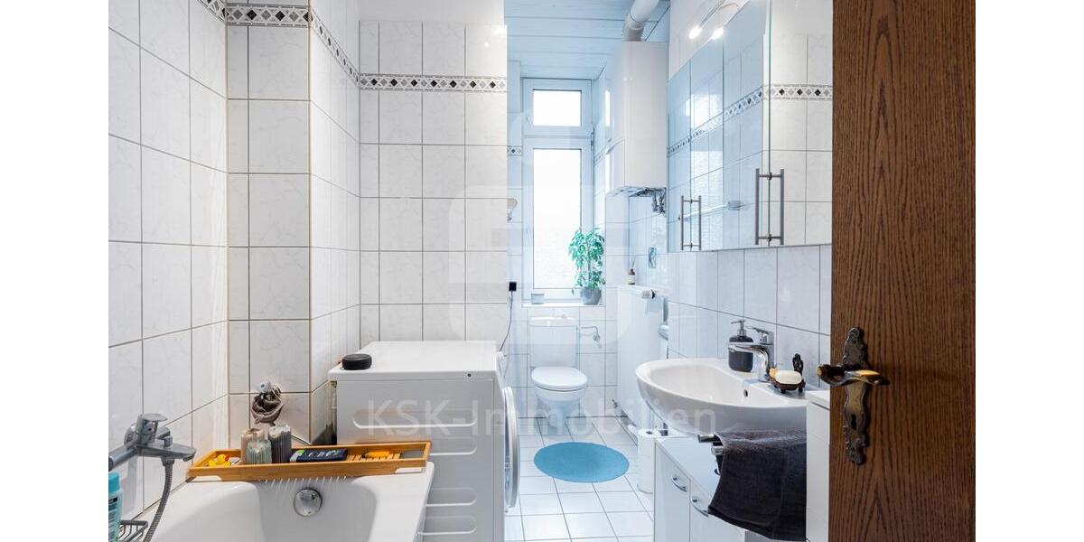 Etagenwohnung Köln Kalk - 4 Zimmer, 83 m&sup2;, 1.090&euro; | Angebot:26368674