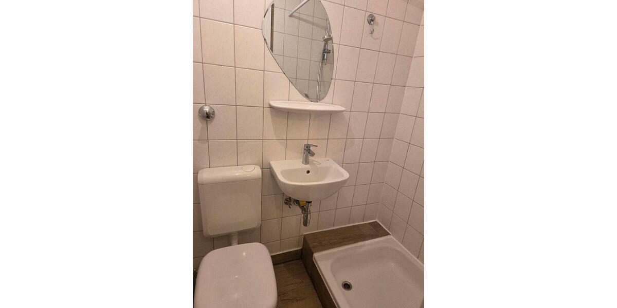 Etagenwohnung Hilden Forstbach - 2 Zimmer, 38 m&sup2;, 140.000&euro; | Angebot:26942442