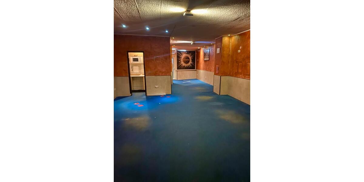 Attraktives LadenlokalGewerbeeinheit in Köln Kalk zimmer