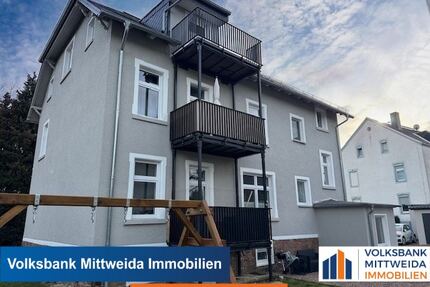Hochwertige 4-Raum-Wohnung mit Balkon!