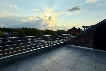 Wohnung zum Kaufen in Neuss 219.000 € 57 m² 2 zimmer