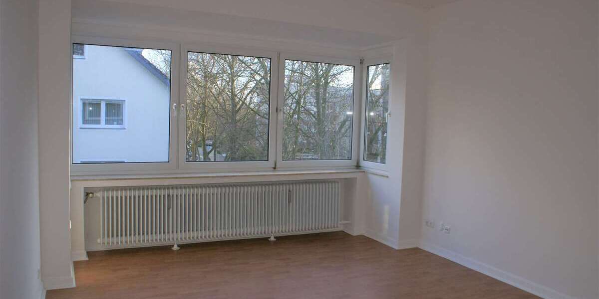 Etagenwohnung Köln Ehrenfeld - 3 Zimmer, 82 m&sup2;, 1.310&euro; | Angebot:27144787
