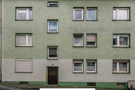 Attraktive Dachgeschosswohnung in Top-Lage - perfekt für Singles, Paare und Investoren 3 zimmer