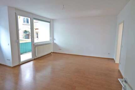 Wohnung Köln Nippes - 2 Zimmer, 73 m&sup2;, 1.100&euro; | Angebot:27330160