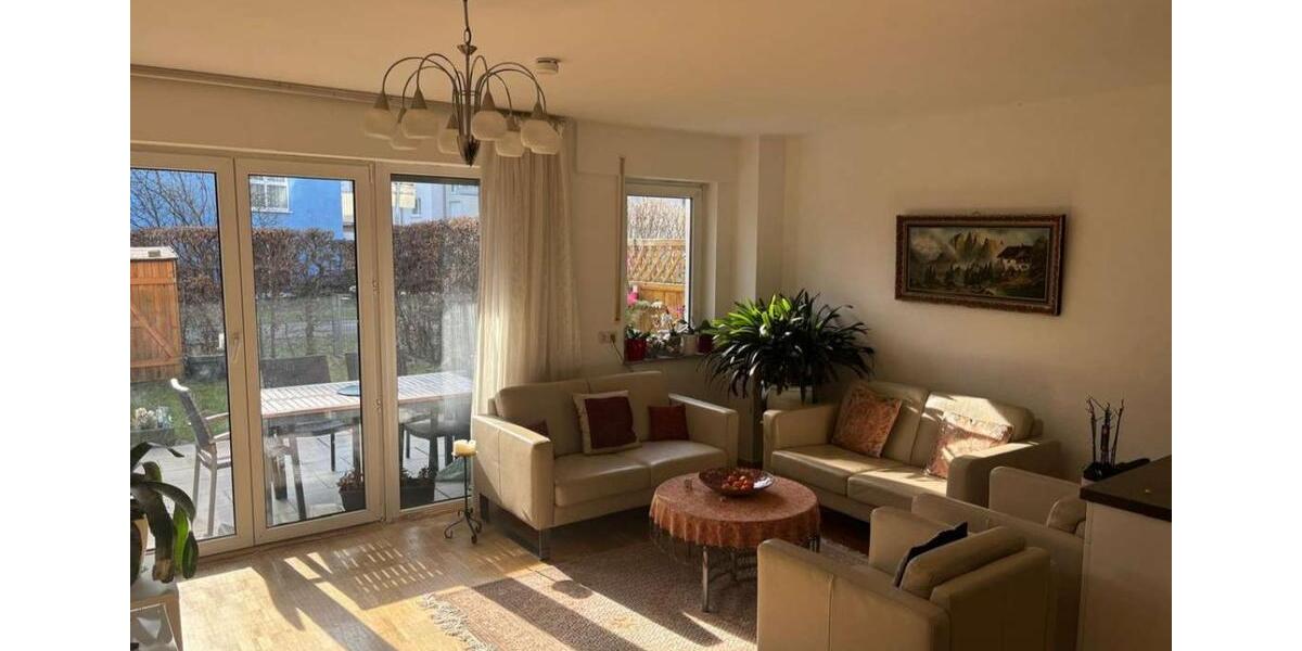 Rarität - EG Wohnung mit Garten und Tiefgaragenstellplatz 3 zimmer