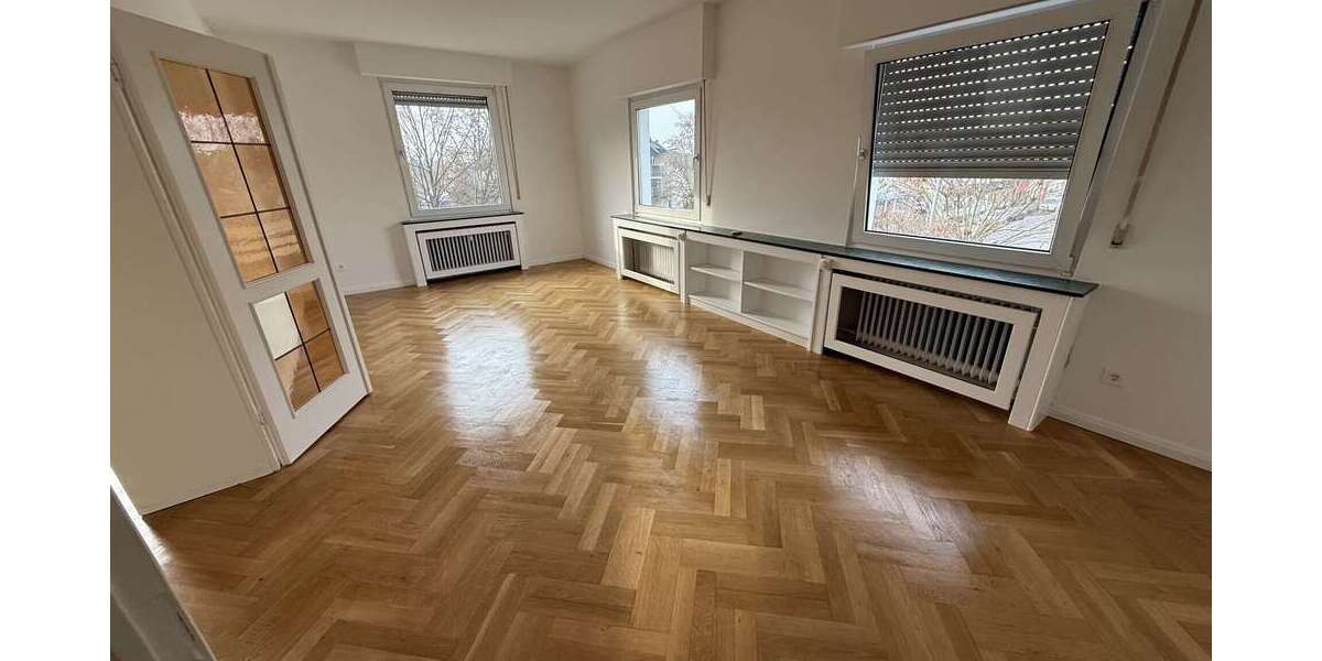 Etagenwohnung Bergisch Gladbach Gronau - 5 Zimmer, 135 m&sup2;, 1.700&euro; | Angebot:25734739