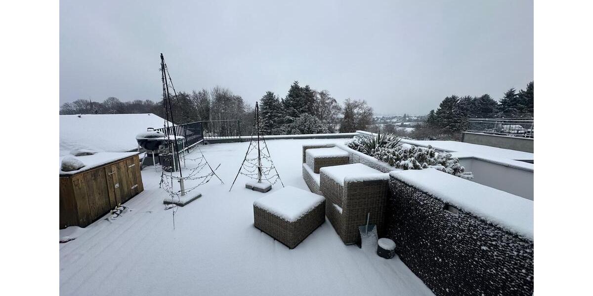 Dachgeschoßwohnung Hürth - 3 Zimmer, 103 m&sup2;, 1.580&euro; | Angebot:24619388