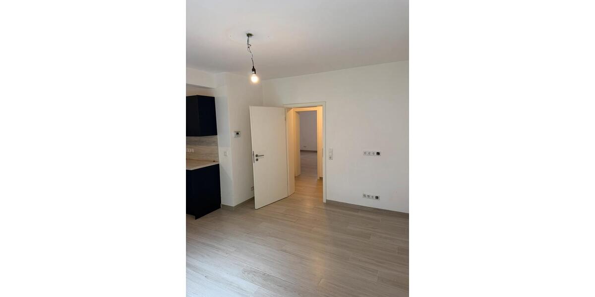 Etagenwohnung Solingen - 2 Zimmer, 53 m&sup2;, 829&euro; | Angebot:26414708