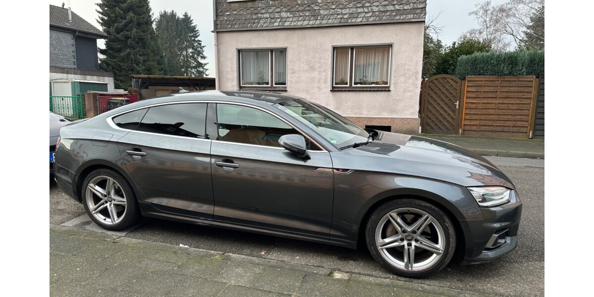 Audi A5 Sportback 132.000 km 28.000 &euro; Solingen 42651