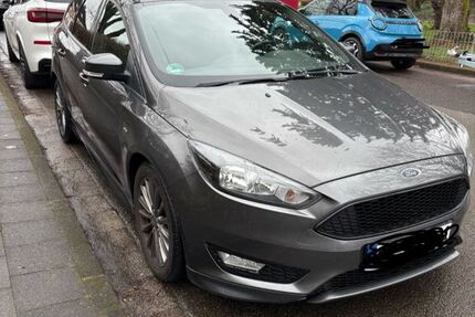 Ford Focus 68.800 km 10.700 &euro; Neuss 41472