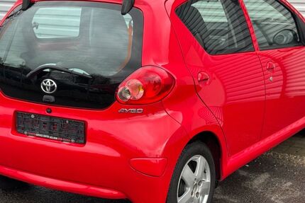 Toyota Aygo (X) 108.220 km 3.890 &euro; Solingen 42719