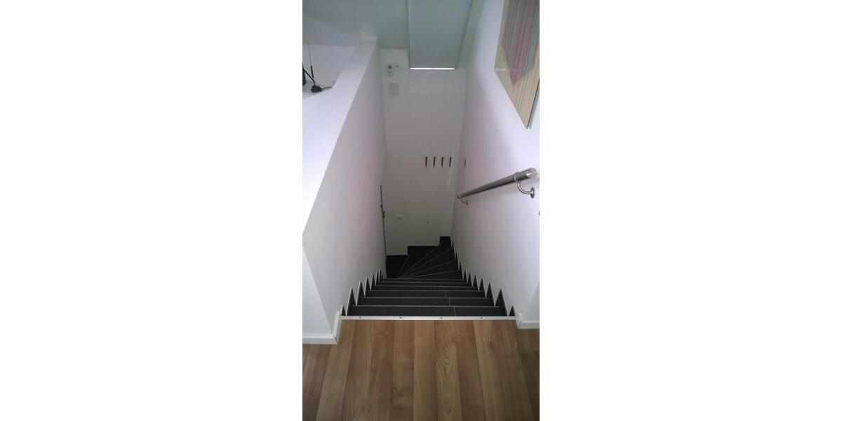 Dachgeschoßwohnung Düsseldorf Stadtbezirk 8 - 1 Zimmer, 35 m&sup2;, 650&euro; | Angebot:25612762