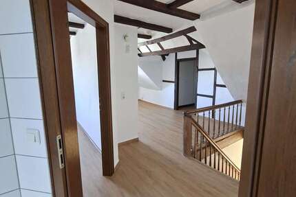 Wohnung Solingen Wald - 3 Zimmer, 127 m&sup2;, 1.090&euro; | Angebot:27203332