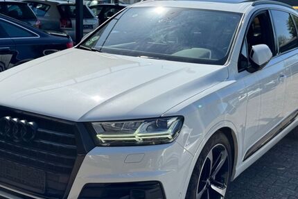 Audi Q7 200.000 km 31.000 &euro; Köln 50969