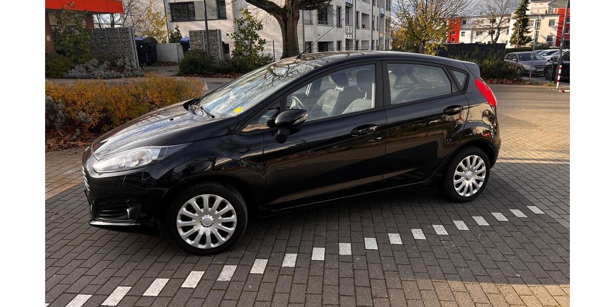 Ford Fiesta 126.000 km 5.300 &euro; odenthal 51519