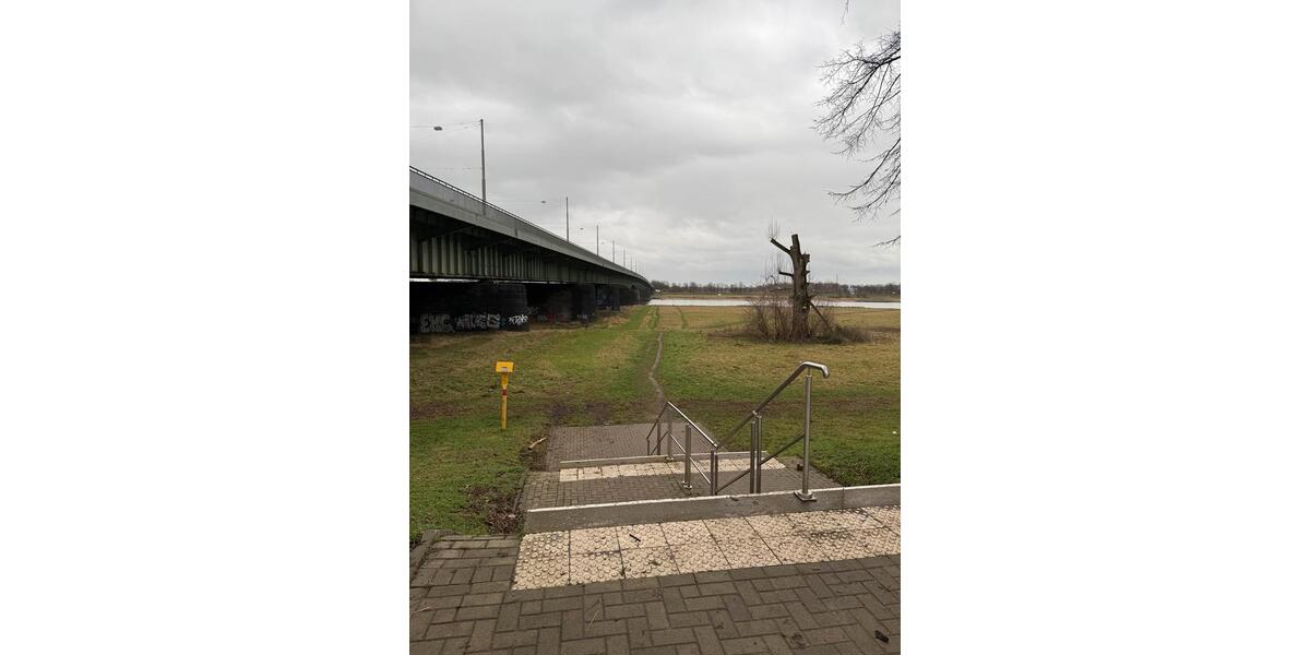 2 Zimmer Wohnung in Neuss-Hammfeld Am Rheinpark-Center 2 zimmer