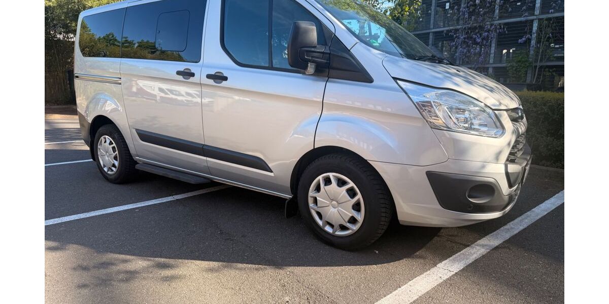 Ford Transit Custom 109.000 km 20.800 &euro; Düsseldorf 40589