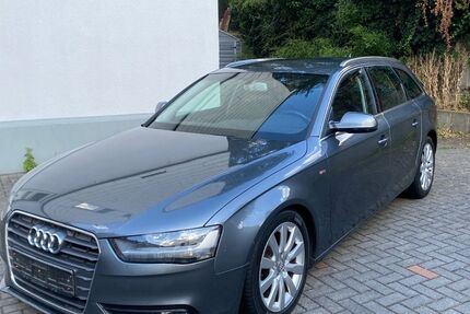 Audi A4 193.700 km 7.999 &euro; Solingen 42655