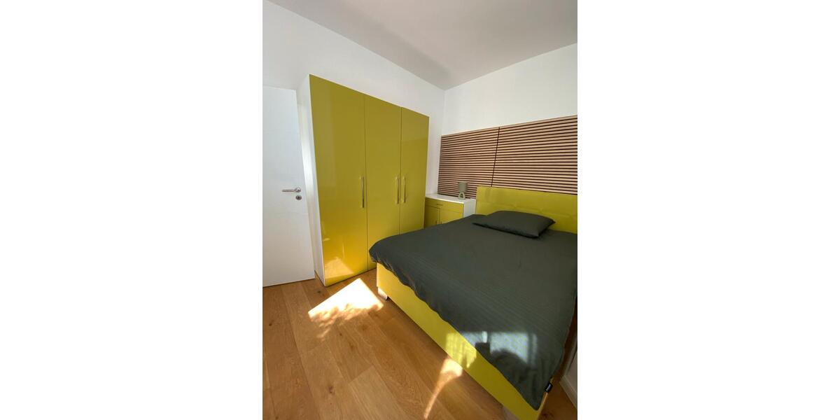 Erdgeschoßwohnung Düsseldorf Düsseltal - 1.5 Zimmer, 40 m&sup2;, 1.300&euro; | Angebot:26234604