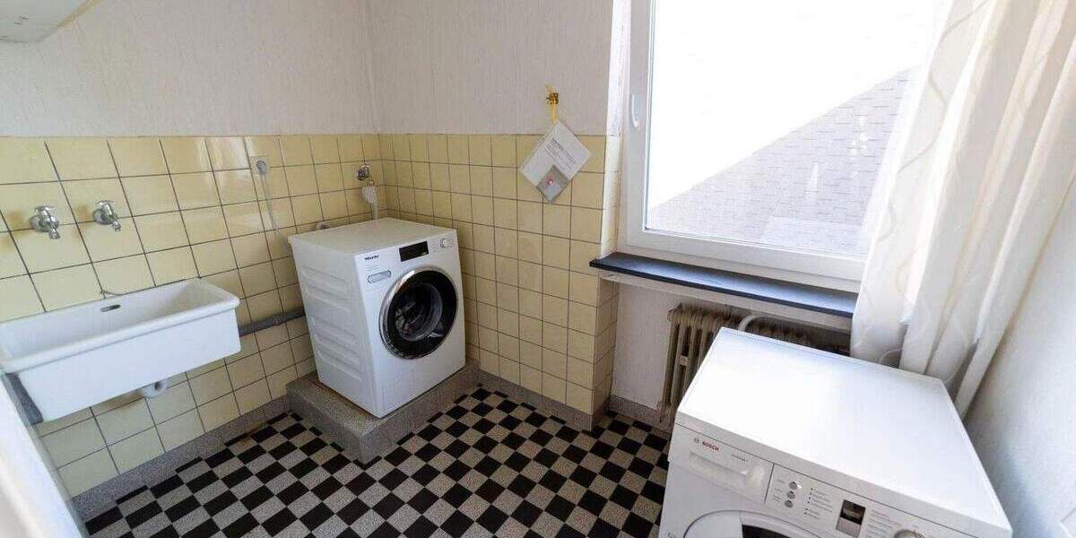 Mehrfamilienhaus, Wohnhaus Remscheid Innen - 1 Zimmer, 320 m&sup2;, 695.000&euro; | Angebot:25175044