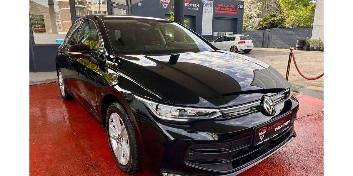 VW Golf 33.022 km 24.790 &euro; Düsseldorf 40589
