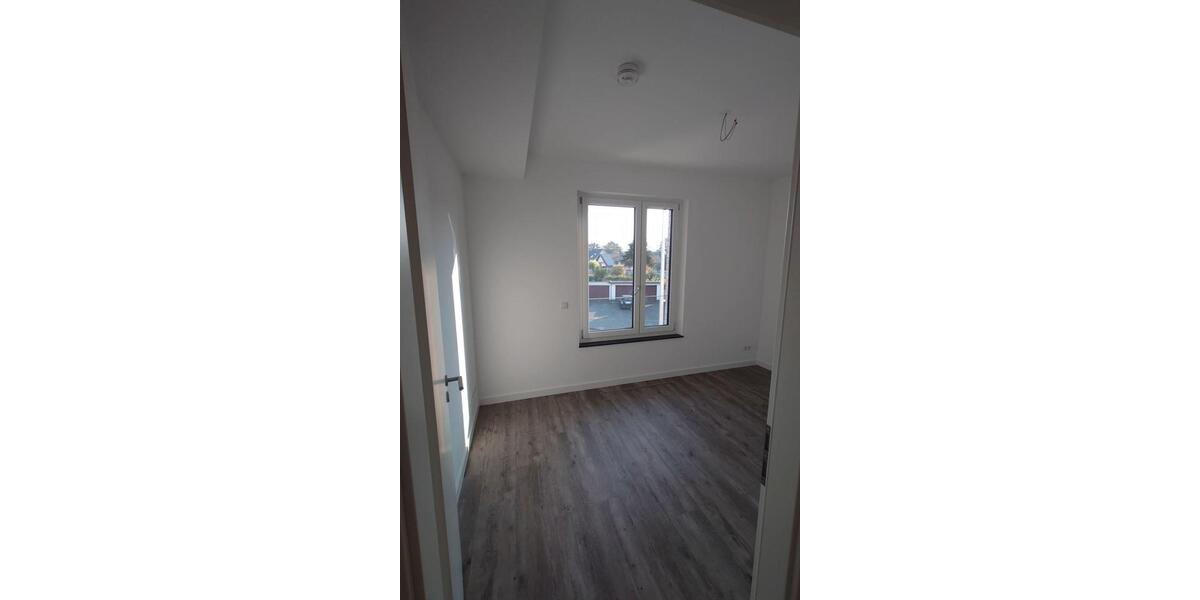 Etagenwohnung Troisdorf Bergheim - 3 Zimmer, 81 m&sup2;, 1.335&euro; | Angebot:25258306
