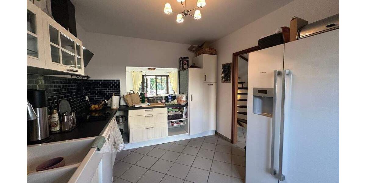 Willkommen in Ihrem neuen Zuhause - einem Ort voller Licht, Wärme und Wohlgefühl 6 zimmer