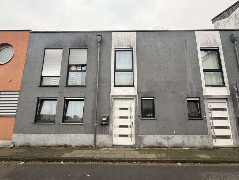 Haus zum Kaufen in Köln 390.000 € 69 m²