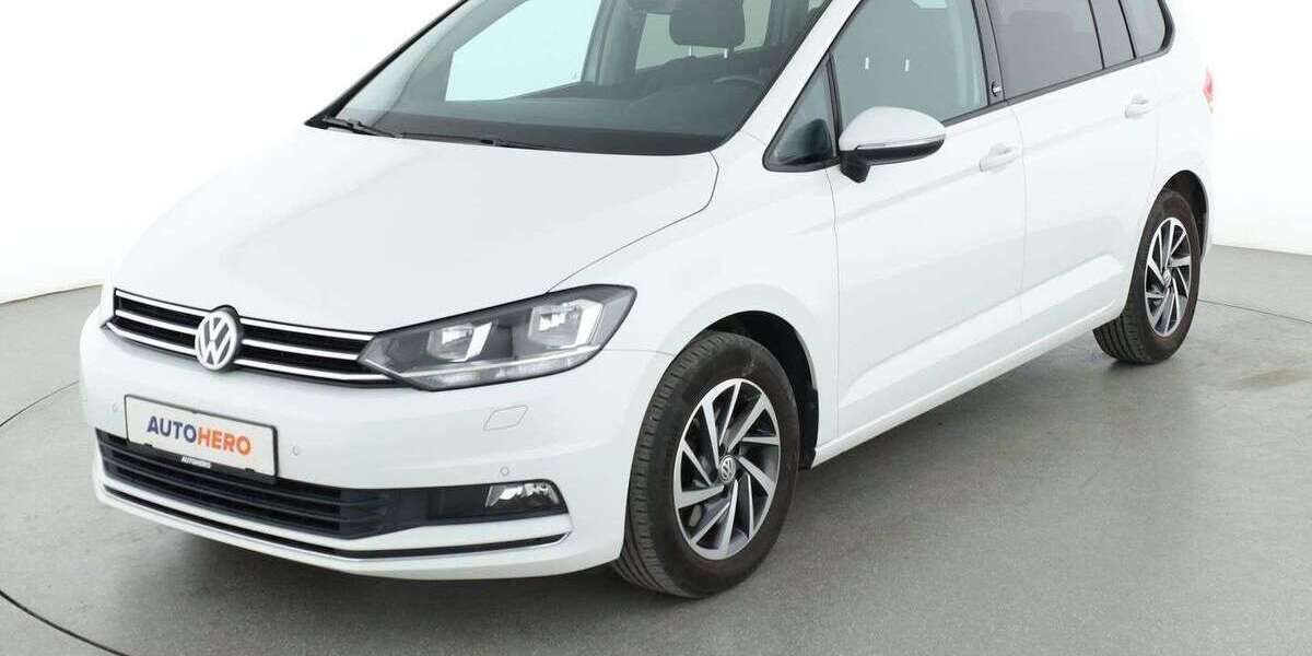 VW Touran 112.438 km 15.960 &euro; Köln 50739