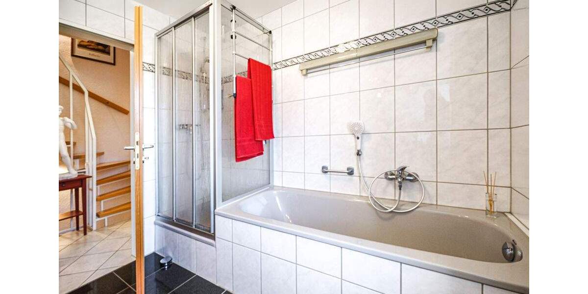 Doppelhaushälfte Langenfeld Immigrath - 4 Zimmer, 130 m&sup2;, 675.000&euro; | Angebot:23254434