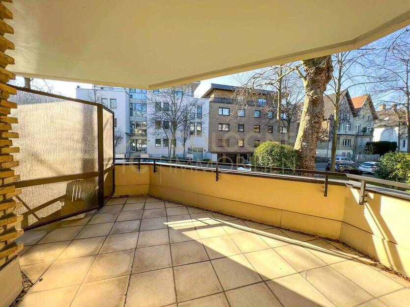 EXKLUSIVE 1,5-ZIMMER WOHNUNG IN KÖLN AM STADTWALD (BRAUNSFELD) MIT NEUWERTIGER KÜCHE 1 zimmer