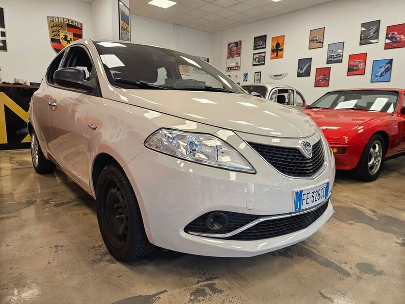 Ypsilon