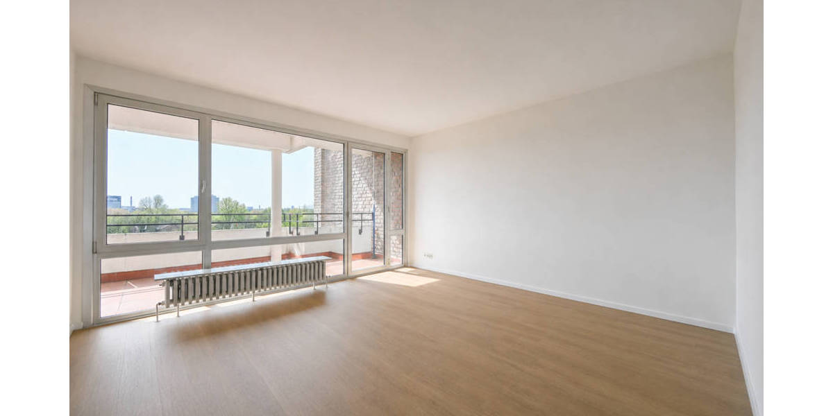 Etagenwohnung Düsseldorf Mörsenbroich - 3 Zimmer, 86 m&sup2;, 299.000&euro; | Angebot:26570402