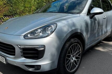 Porsche Cayenne 140.000 km 29.890 € Troisdorf 53840