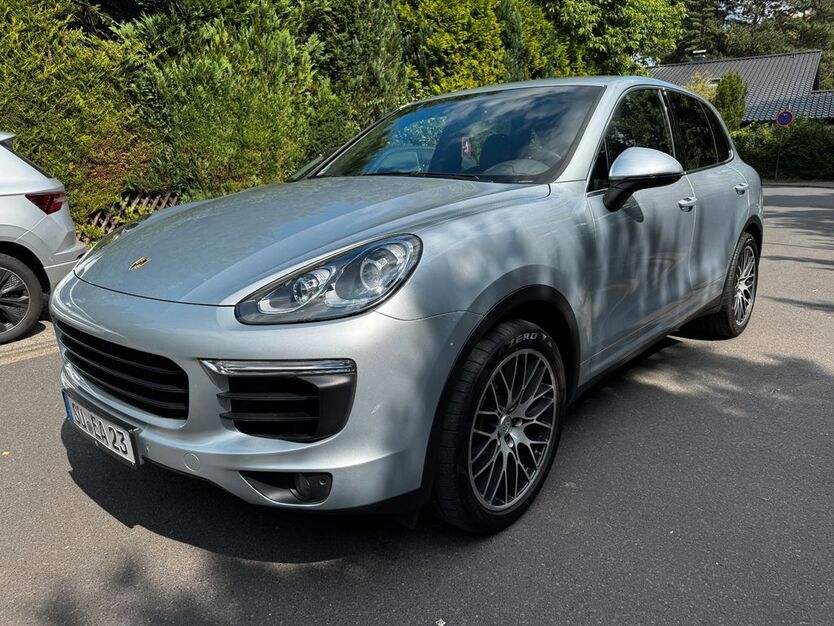 Porsche Cayenne 140.000 km 29.890 € Troisdorf 53840