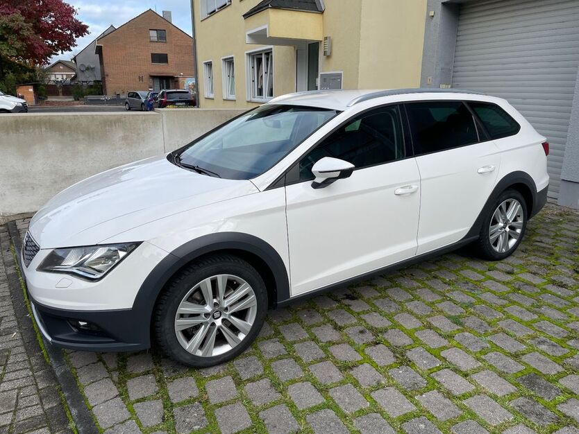 Seat Leon 125.600 km 15.500 € Pulheim 50259