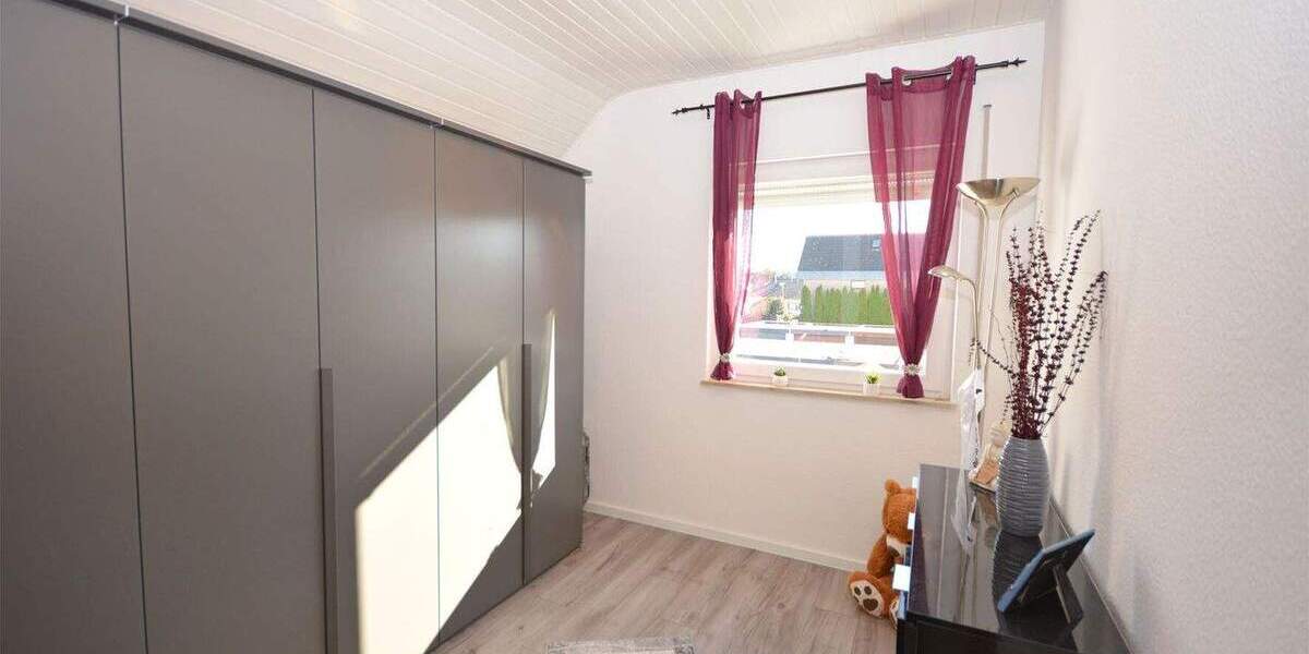 Einfamilienhaus Wesseling Keldenich - 4 Zimmer, 98 m&sup2;, 449.000&euro; | Angebot:25611504