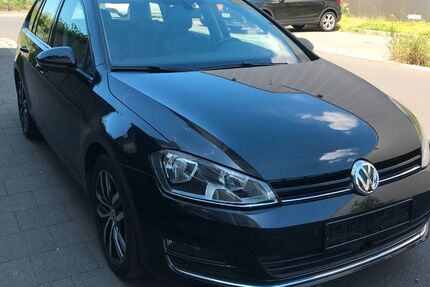 VW Golf 196.000 km 7.950 &euro; Pulheim 50259