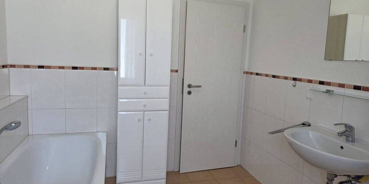 Mehrfamilienhaus, Wohnhaus Troisdorf - 4 Zimmer, 125 m&sup2;, 499.000&euro; | Angebot:26804134