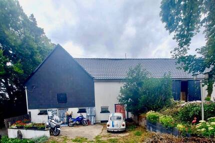 TOP VERKAUF Landwirtschaftlicher Hof mit 5,3 Hektar Landflächen inkl. Bau-Erwartungsland !