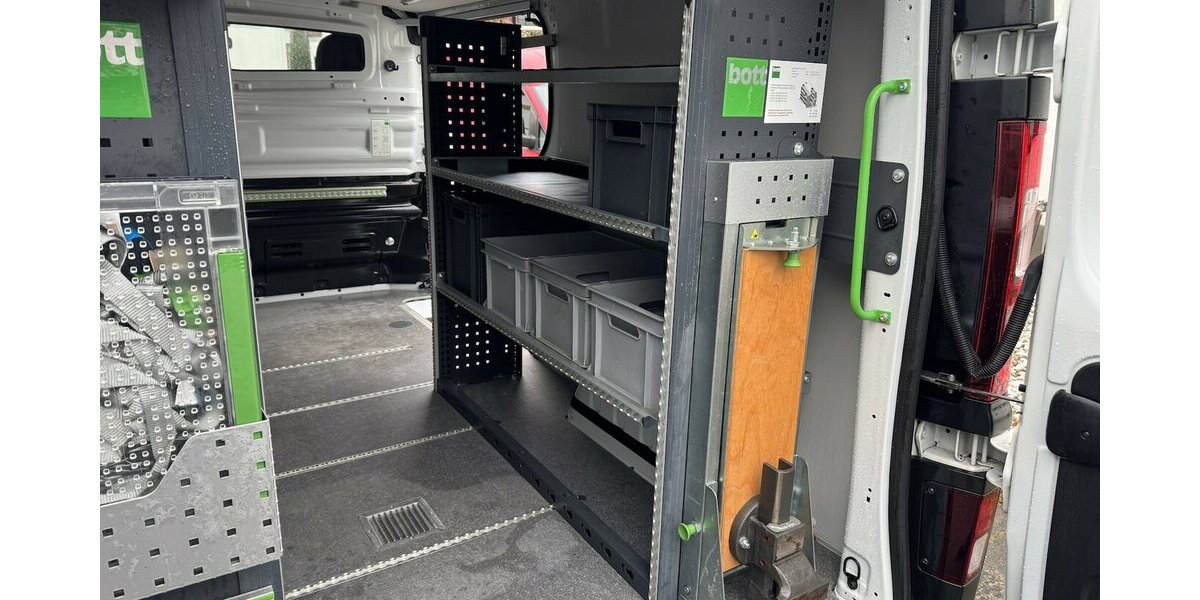 Renault Trafic L2H1 N1 Sth Regale/Schraubst EU6 GARANTIE 85.000 km 18.000 &euro; Erftstadt 50374