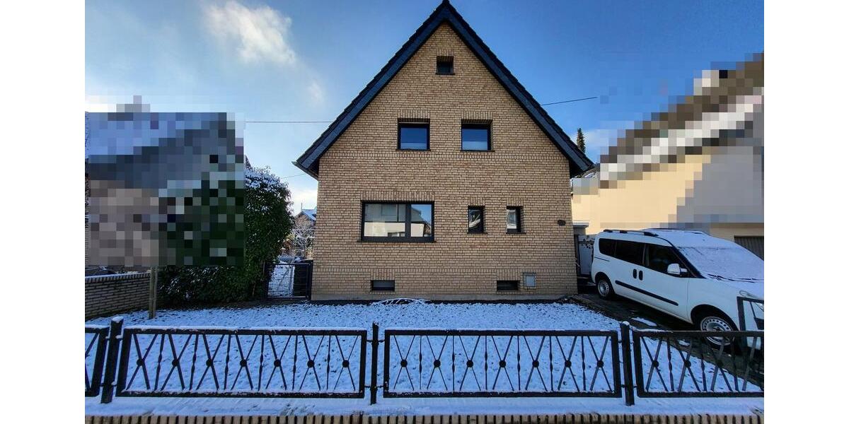 Freist. EFH + Garage +gr. Garten im Herzen v. Rheidt bezugsbereit 4.5 zimmer