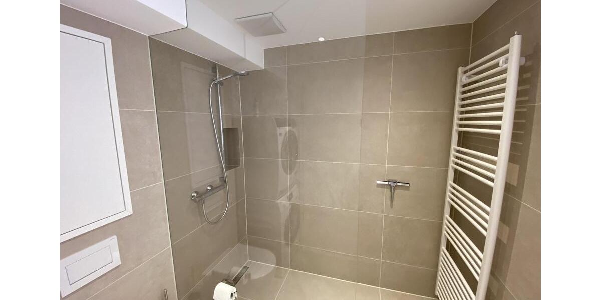 Etagenwohnung Köln Rodenkirchen - 3 Zimmer, 80 m&sup2;, 1.950&euro; | Angebot:26148787