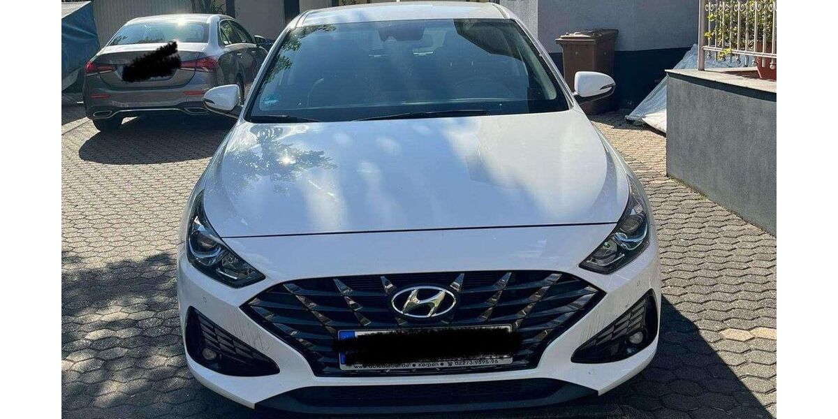 Hyundai i30 50.074 km 16.950 &euro; Frechen 50226