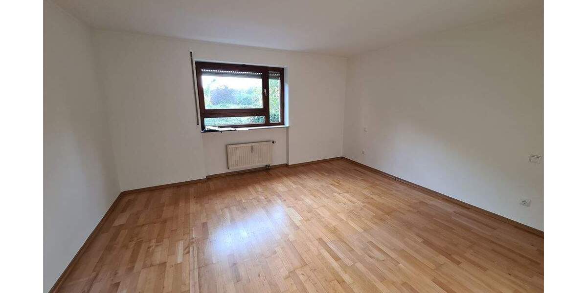 Etagenwohnung Hürth Efferen - 3 Zimmer, 109 m&sup2;, 1.200&euro; | Angebot:25705864