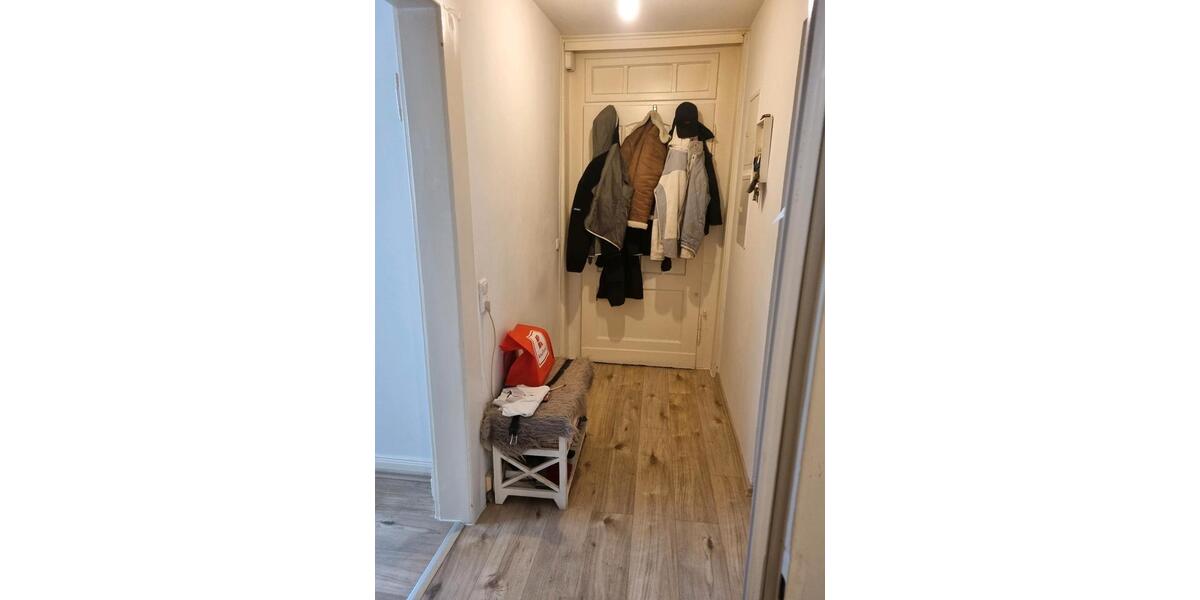 Dachgeschoßwohnung Wülfrath - 2 Zimmer, 50 m&sup2;, 700&euro; | Angebot:25417021